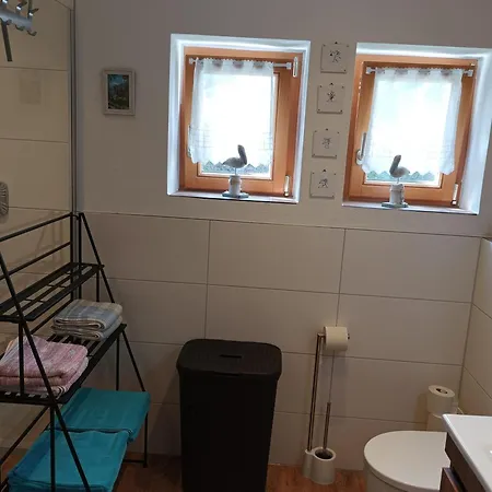 Dopplerhof's Staufenhaus Apartment Piding